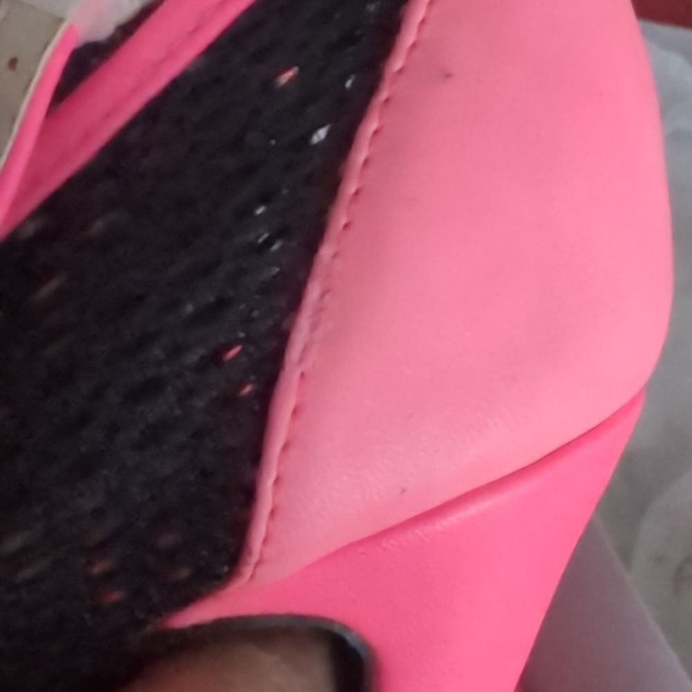 NEON HOT pink colorblock pump w/ ankle strap - Picture 7 of 8